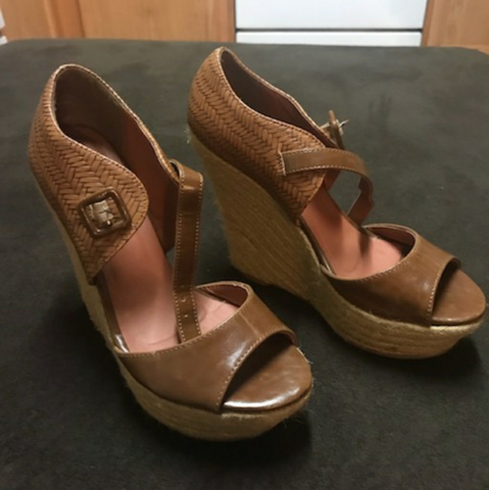 Size 8.5 brown/tan wedges